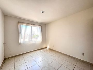 Casa en Venta en Puerta de Piedra con 64 m2 de terreno excedente