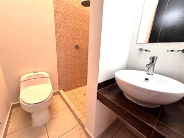 Casa en Venta en Puerta de Piedra con 64 m2 de terreno excedente