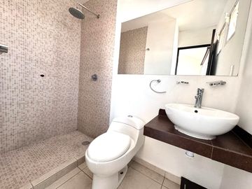 Casa en Venta en Puerta de Piedra con 64 m2 de terreno excedente