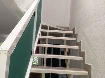 SE RENTA CASA EN RESIDENCIAL LOS ALMENDROS, ALBERCA, PALAPA AYALA MORELOS