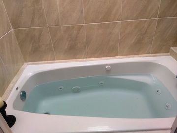 SE RENTA CASA EN RESIDENCIAL LOS ALMENDROS, ALBERCA, PALAPA AYALA MORELOS