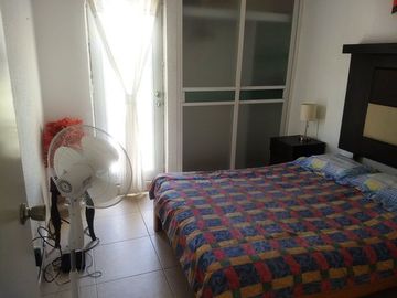 SE RENTA CASA EN RESIDENCIAL LOS ALMENDROS, ALBERCA, PALAPA AYALA MORELOS
