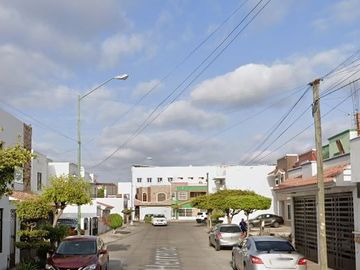 Linda y amplia casa en remate en Playas, Mazatlán, Sinaloa!