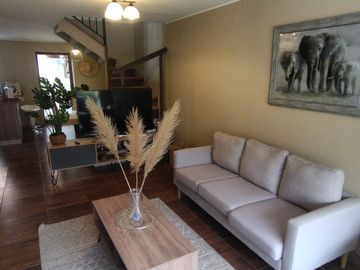 Excelente casa remodelada en Altos de Chiguayante