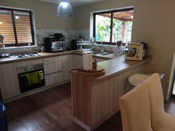 Excelente casa remodelada en Altos de Chiguayante