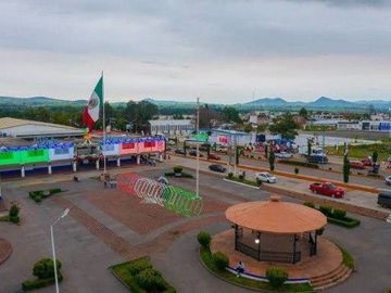 Rancho Con Bello Bosque, A Solo 7 Minutos de la Autopista México A Querétaro Km. 97.5.  En San Francisco Soyaniquilpan Edo. Méx.