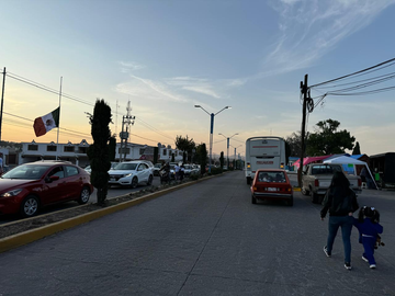 Rancho Con Bello Bosque, A Solo 7 Minutos de la Autopista México A Querétaro Km. 97.5.  En San Francisco Soyaniquilpan Edo. Méx.