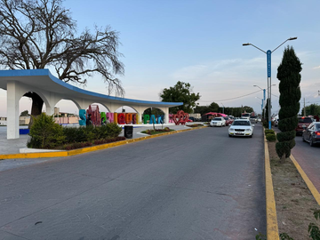 Rancho Con Bello Bosque, A Solo 7 Minutos de la Autopista México A Querétaro Km. 97.5.  En San Francisco Soyaniquilpan Edo. Méx.