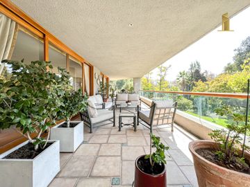 LAS CONDES. VENTA PENTHOUSE DE 500 M2 CONDOMINIO DE 3 DEPTOS