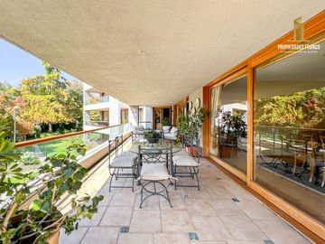 LAS CONDES. VENTA PENTHOUSE DE 500 M2 CONDOMINIO DE 3 DEPTOS