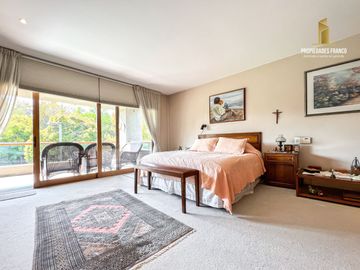 LAS CONDES. VENTA PENTHOUSE DE 500 M2 CONDOMINIO DE 3 DEPTOS