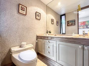 LAS CONDES. VENTA PENTHOUSE DE 500 M2 CONDOMINIO DE 3 DEPTOS
