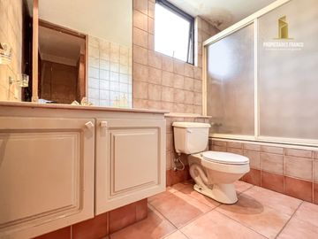 LAS CONDES. VENTA PENTHOUSE DE 500 M2 CONDOMINIO DE 3 DEPTOS