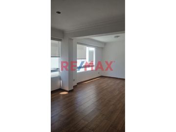 Departamento En Venta - En Linsidro A Un Paso De Wong 2 De Mayo!!!