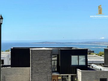 CONCON VENTA CASA A ESTRENAR 3D 4B CON VISTA EN CONDOMINIO