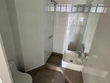 Vendo En Estreno Lindo Duplex ,Mejor Zona La Calera De La Merced $ 116,500 Negociable