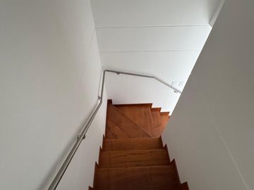 Vendo En Estreno Lindo Duplex ,Mejor Zona La Calera De La Merced $ 116,500 Negociable