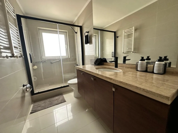Se Vende Departamento 3 Habitaciones 3 Baños Vista. Al Mar