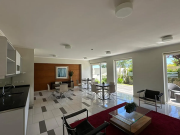 Se Vende Departamento 3 Habitaciones 3 Baños Vista. Al Mar