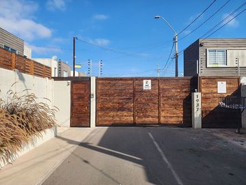 Casa en venta sin muebles 2D 1.5B Condominio Los Lucumos, sector Bosque Orte. III, Coquimbo