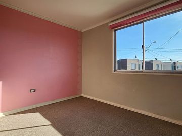 Casa en venta sin muebles 2D 1.5B Condominio Los Lucumos, sector Bosque Orte. III, Coquimbo