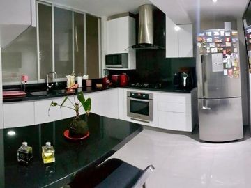 Se Alquila Lindo Departamento En Chacarilla Primer Piso Elevado Cerca Al Pentagonito Y Hermosos Parques
