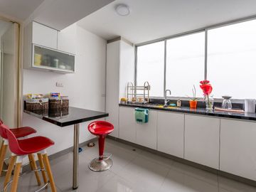 Se Alquila Lindo Departamento En Chacarilla Primer Piso Elevado Cerca Al Pentagonito Y Hermosos Parques