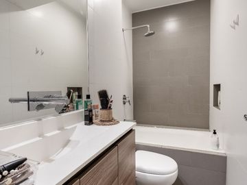 Se Alquila Lindo Departamento En Chacarilla Primer Piso Elevado Cerca Al Pentagonito Y Hermosos Parques