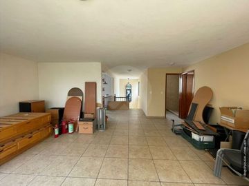 Venta Casa de 2 niveles, 7 Habs. + PH independiente en Coyoacán