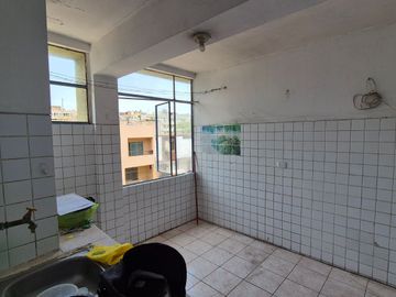 ¡Tu Nuevo Hogar en el Rímac – Vista al Parque y Precio de Ocasión!