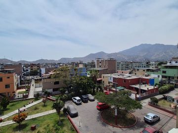 ¡Tu Nuevo Hogar en el Rímac – Vista al Parque y Precio de Ocasión!