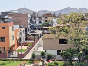 ¡Tu Nuevo Hogar en el Rímac – Vista al Parque y Precio de Ocasión!