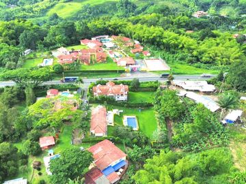 CASA  CAMPESTRE  EN VENTA SECTOR LA TEBAIDA QUINDIO