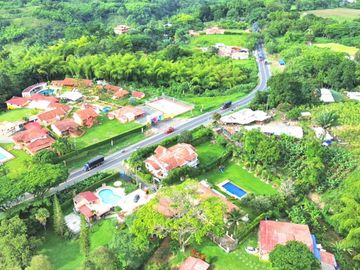 CASA  CAMPESTRE  EN VENTA SECTOR LA TEBAIDA QUINDIO