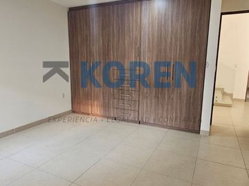 CASA EN VENTA CON RECAMARAS EN PLANTA BAJA EN RESIDENCIAL LOMBARDIA