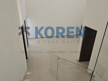 CASA EN VENTA CON RECAMARAS EN PLANTA BAJA EN RESIDENCIAL LOMBARDIA