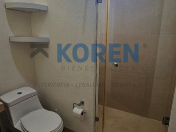CASA EN VENTA CON RECAMARAS EN PLANTA BAJA EN RESIDENCIAL LOMBARDIA