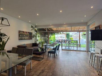 EXCLUSIVA CASA EN VENTA CASUARINAS SUR