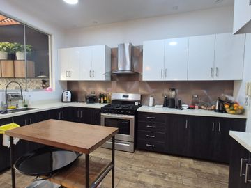 EXCLUSIVA CASA EN VENTA CASUARINAS SUR