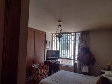 Preciosa casa en chorrillos frente al mar