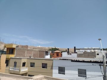 Preciosa casa en chorrillos frente al mar