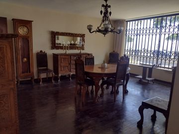Preciosa casa en chorrillos frente al mar