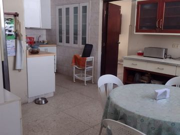 Preciosa casa en chorrillos frente al mar