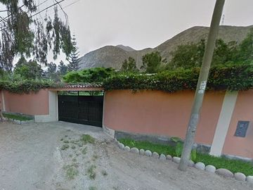 Se vende Casa con magnifica vista y amoblada en Cieneguilla