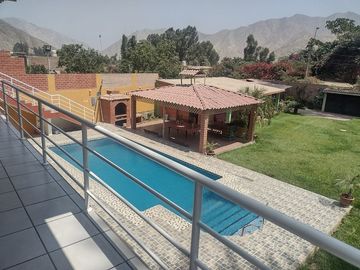 Se vende Casa con magnifica vista y amoblada en Cieneguilla