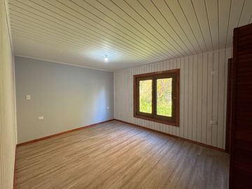 Casa nueva de 1 piso orilla pavimento km 20 camino a Cato