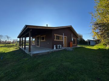 Casa nueva de 1 piso orilla pavimento km 20 camino a Cato