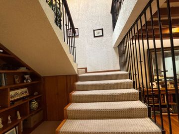 Residencia con Vista al Campo de Golf en Club de Golf San Carlos, Metepec