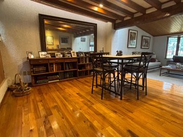 Residencia con Vista al Campo de Golf en Club de Golf San Carlos, Metepec