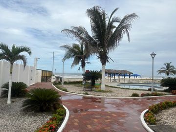 VILLAMIL PLAYAS VENDO CON PRECIO DE OPORTUNIDAD DPTO EN ALTAMAR 1